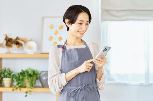 お母さんの家事を助ける時短グッズで本当に便利なのは？