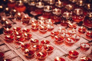 瞑想に役立つおすすめアイテムは？