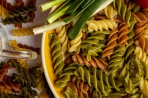 夕飯の献立を考えるのが辛いママのための時短アイデアは？