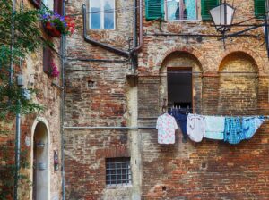 子育て家庭に必須な家事の時短グッズは？